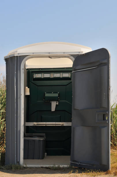Best High-end porta potty rental  in Mountain View Acres, CA